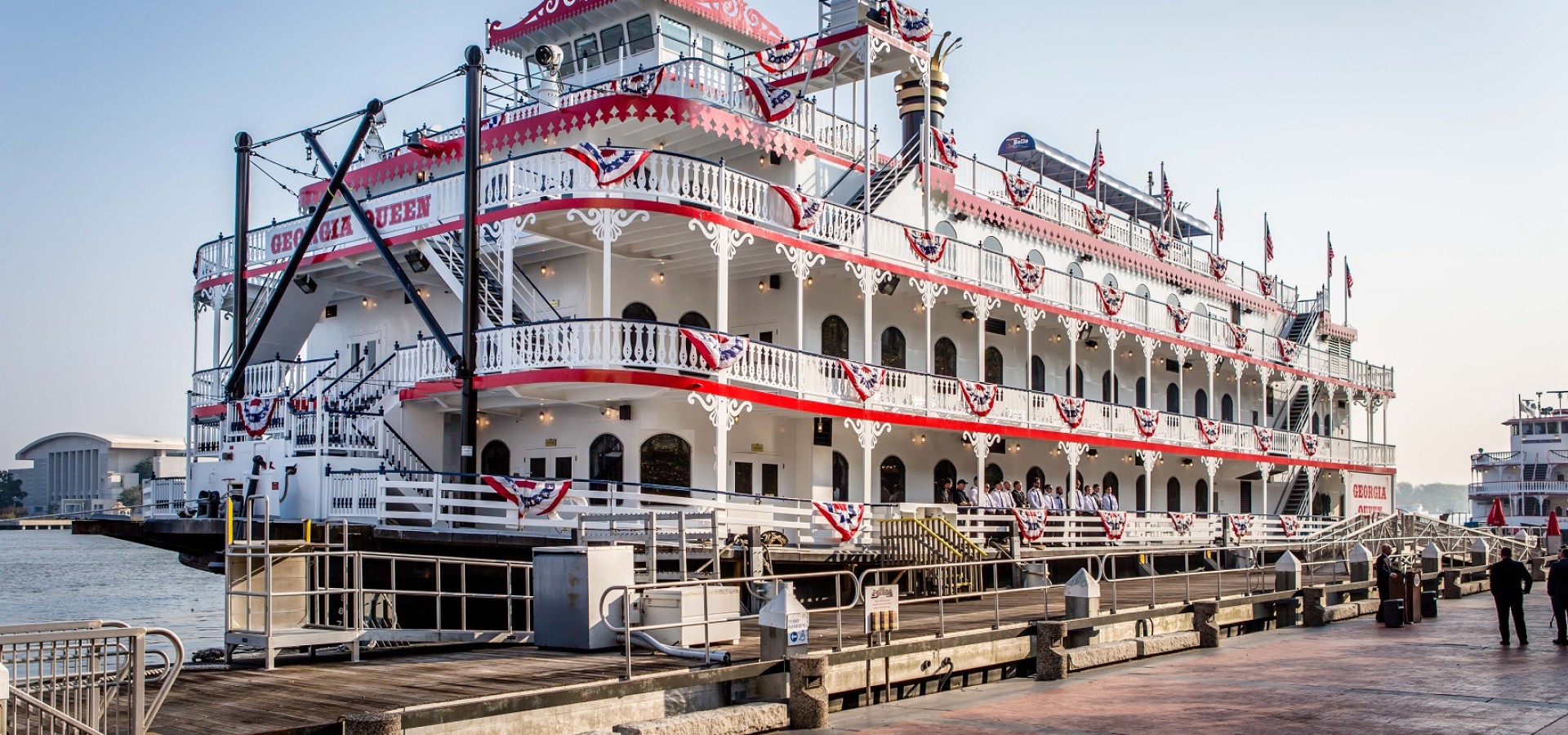 Guide to River Street