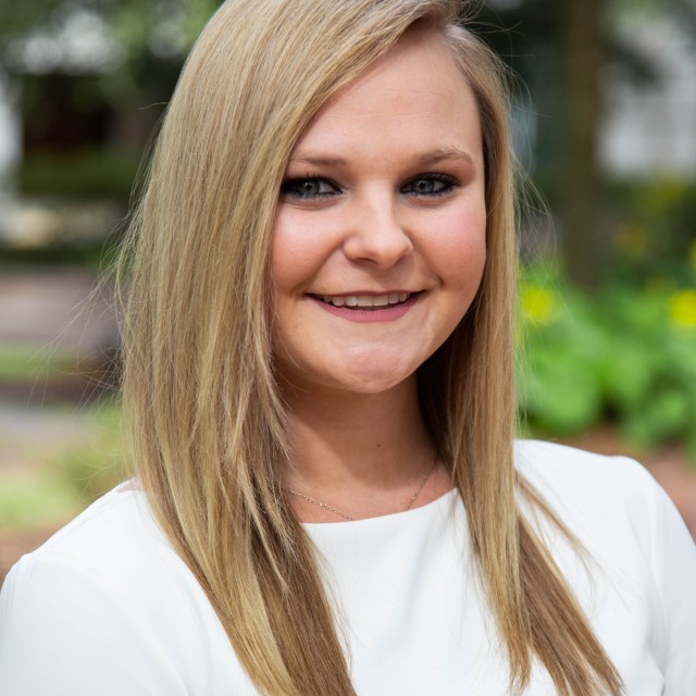 Headshot Ansley Connor