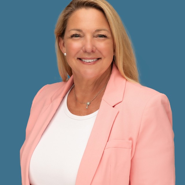 Kellie Linder, Midwest & Western Sales Director at Visit Savannah