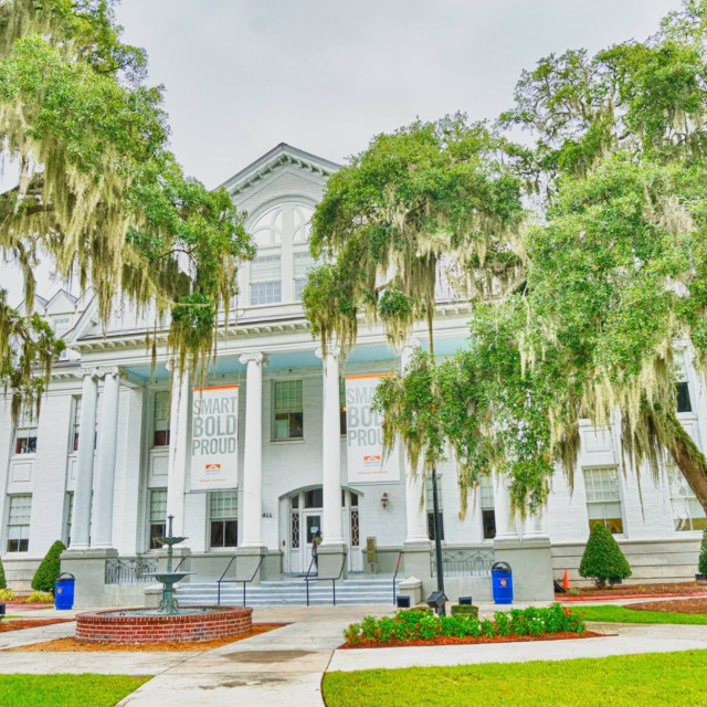 Exterior of Savannah State University