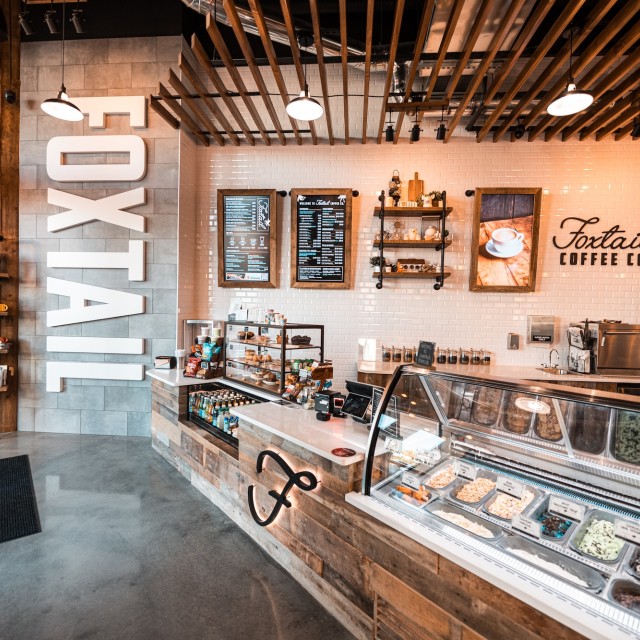 A riverside coffee shop with coffee and gelato options.