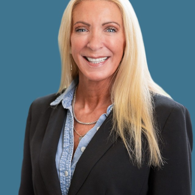 A headshot image of Nora Gorman, Director of Midwest and West Sales in Savannah, GA.