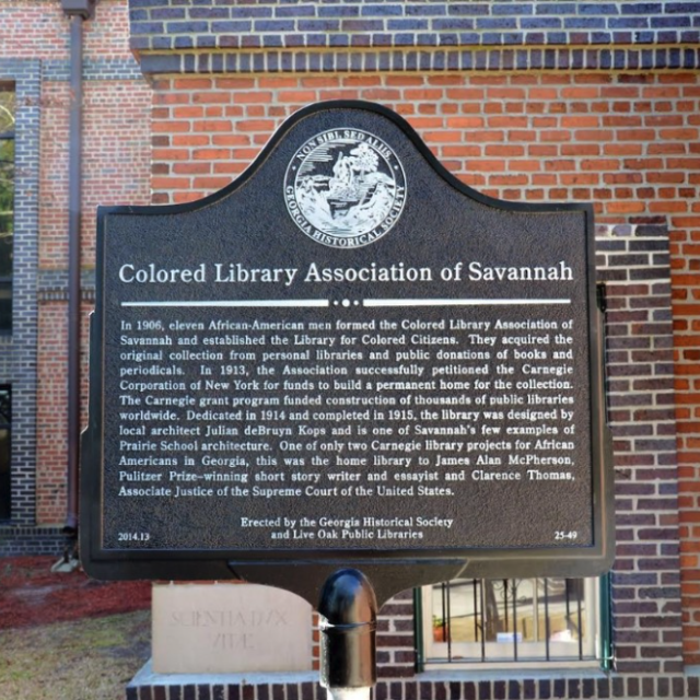 Historical marker outside the Carnegie Library Heritage Center in Savannah.
