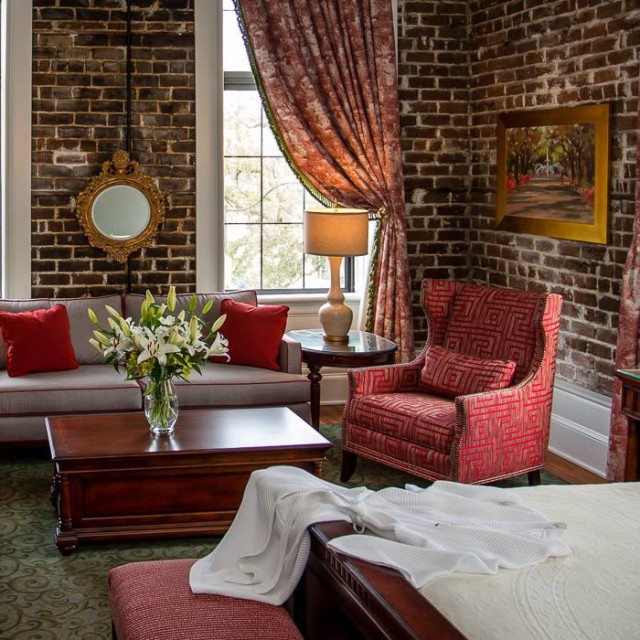 East Bay Inn