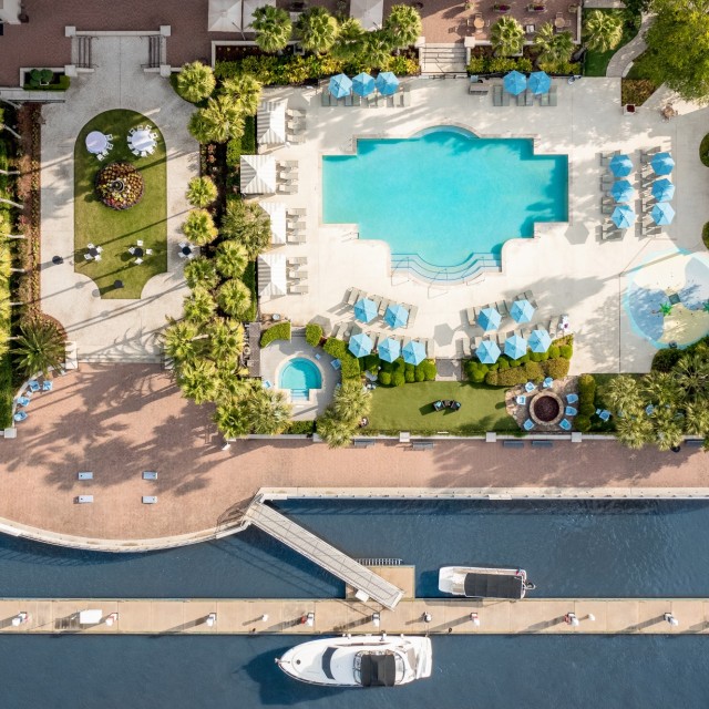 westin_drone_pool view_lauren_rubinstein_photography.jpg