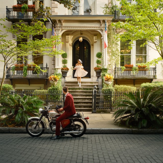 hamilton-turner-inn-bride-20220715-21346v2_new creative.jpg
