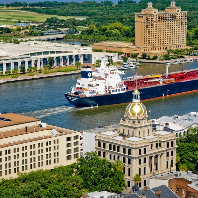 hero-westin-center-city-hall-ship-savannah-river.jpg