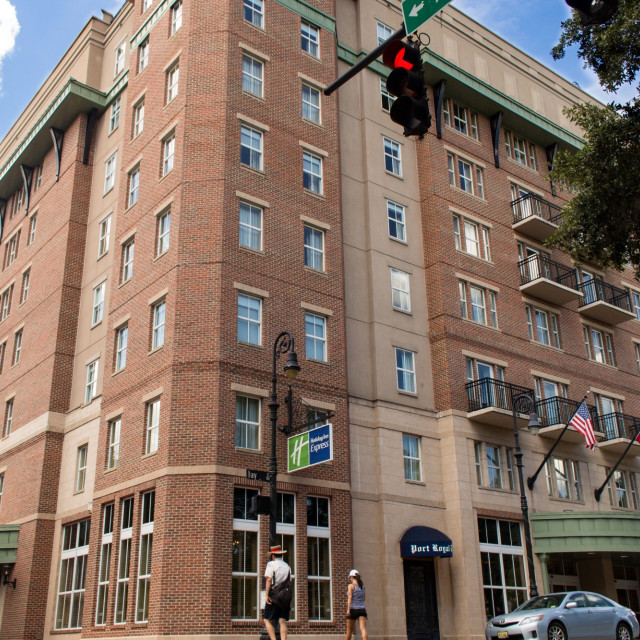 holiday-inn-express-savannah-ga.jpeg