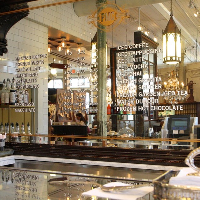 Paris-Market-cafe.jpg