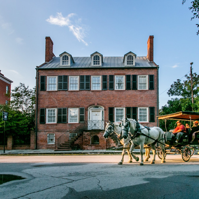 savannah_film_office_carriage_tour_davenport_house854a2384casey_jones.jpg
