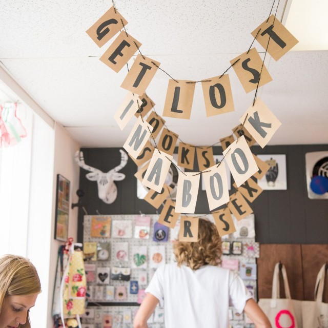 starland-bookstore-shopping.jpg