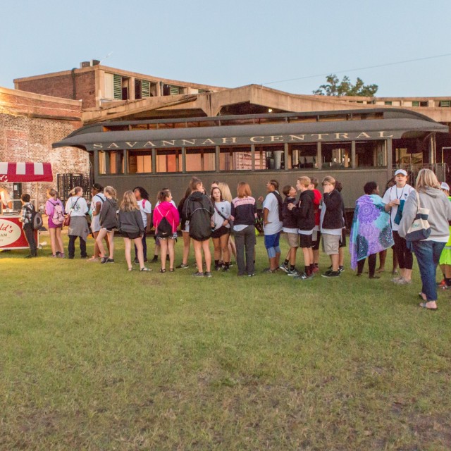 student-tour-group-railroad-museum9.jpg