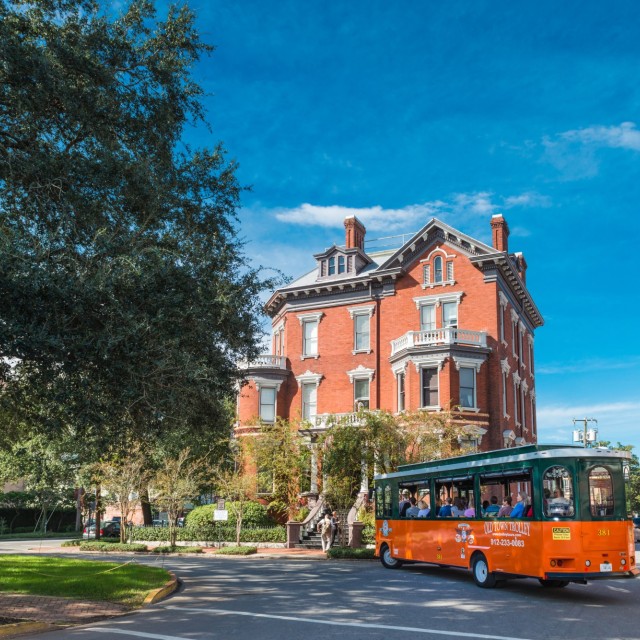 Old Town Trolley Tours of Savannah.