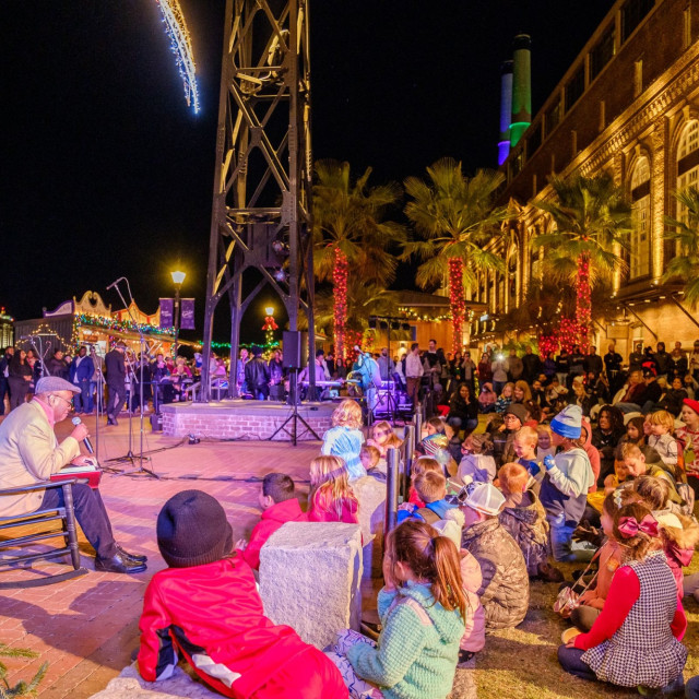 plant riverside district tree lighting ceremony