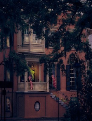 Sixth Sense Savannah Ghost Tour