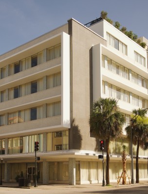 The exterior of Municipal Grand Hotel Savannah