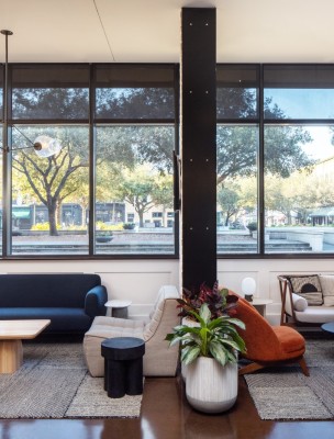 andaz_lobby.jpg