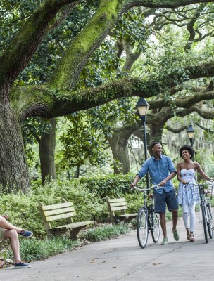 forsyth-park-with-bikes-savannah-ga.jpg