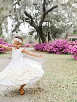 wedding flower girl