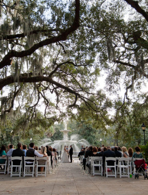 forsyth-fountain-wedding-ceremony.jpg