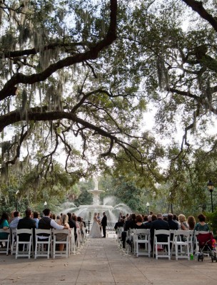 forsyth-fountain-wedding-ceremony.jpg