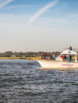 student-group-marine-eco-boat-tour8.jpg