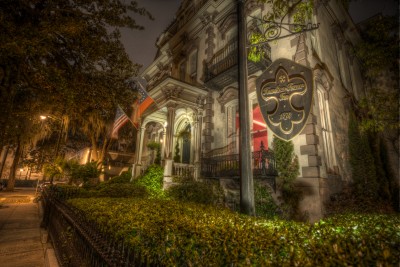 A haunting picture of Hamilton Turner Inn at night