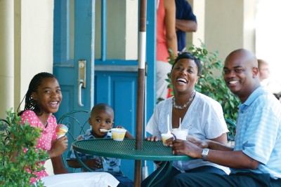 hero-family-ice-cream.jpg