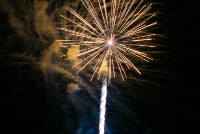 fireworks_closeup-1.jpg