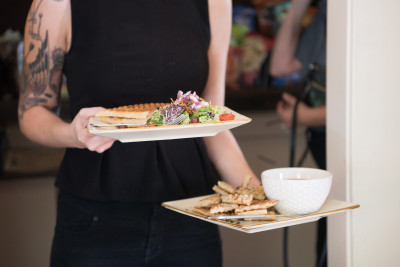 foxy-loxy-restaurant-food-server.jpg