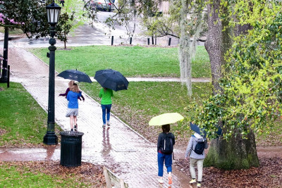 Rainy-Day-in-Savannah.jpg