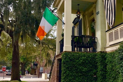 irish flags jones street savannah