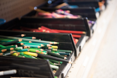 starland-starlandia-art-supplies-pencil.jpg