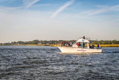 student-group-marine-eco-boat-tour8.jpg