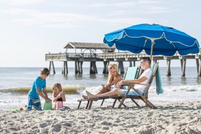 tybee-beach-family-pier-sandcastle.jpg