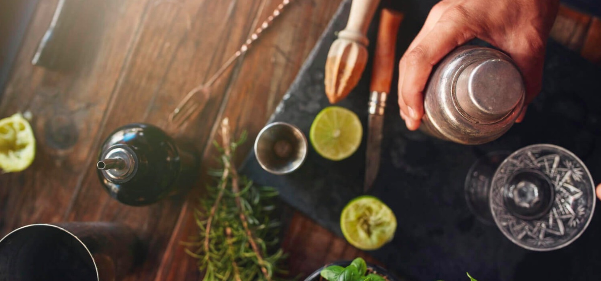 This Hotel Is Home To A Popular Savannah Bourbon Bar Visit Savannah