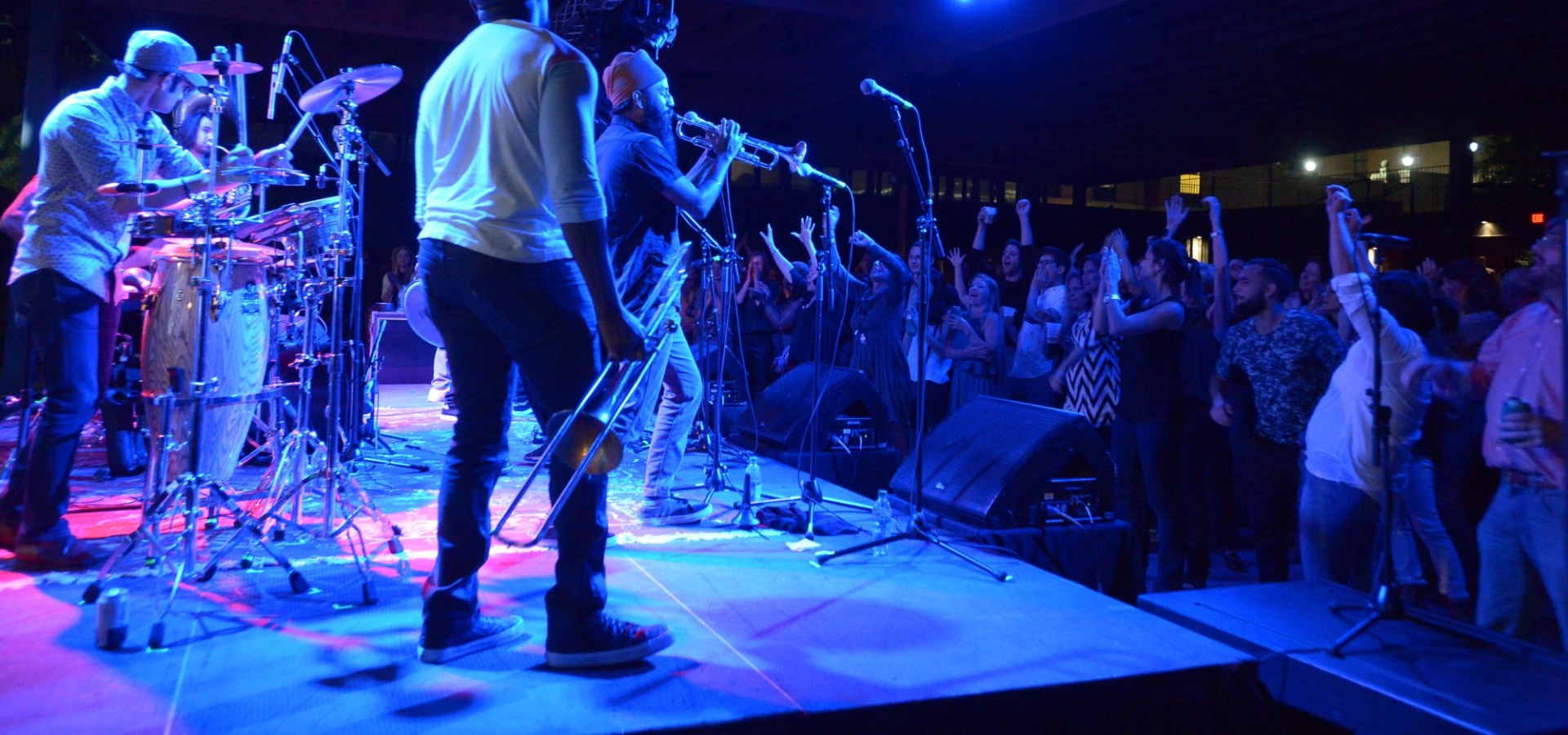 where-to-listen-to-live-music-in-savannah-visit-savannah