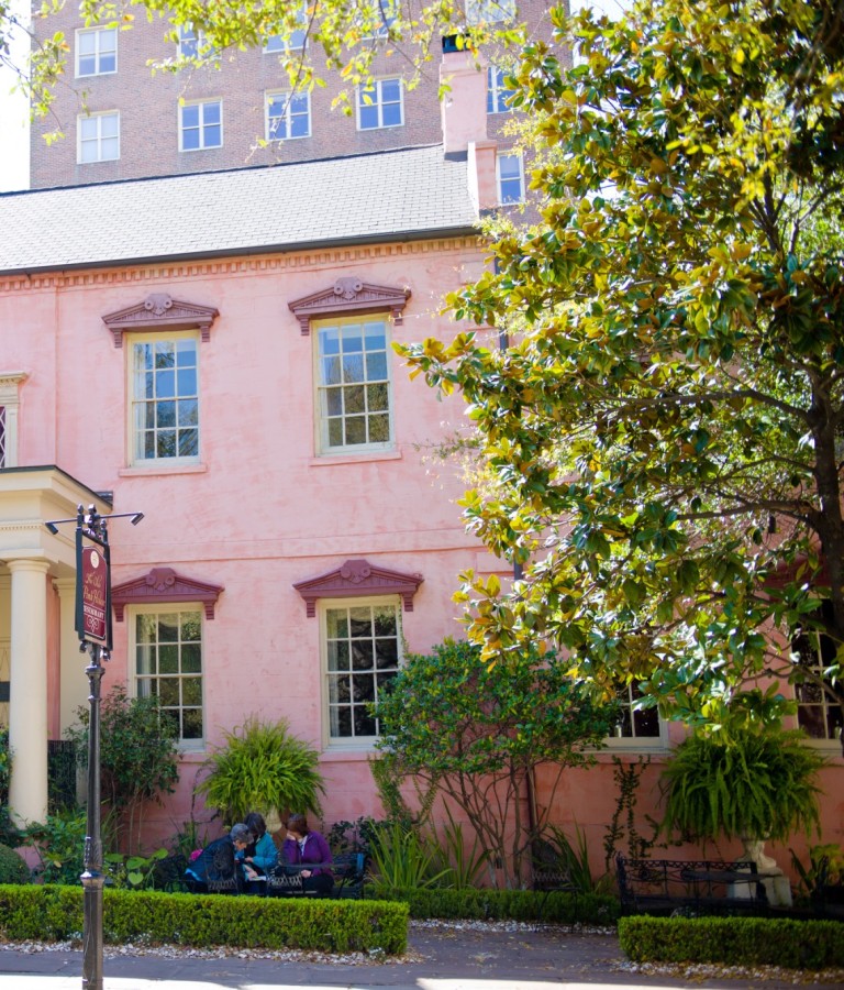 olde-pink-house-exterior.jpg