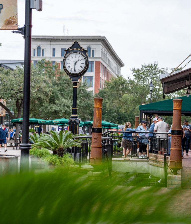 Front entry to Savannah’s City Market