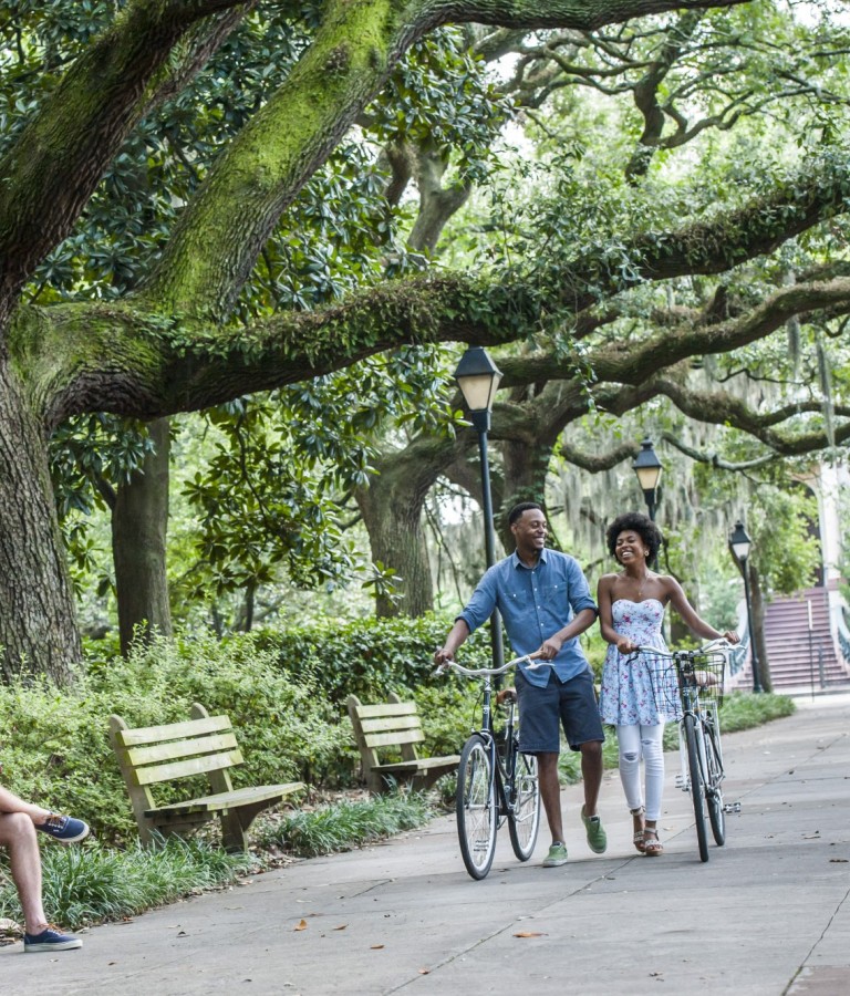 forsyth-park-with-bikes-savannah-ga.jpg