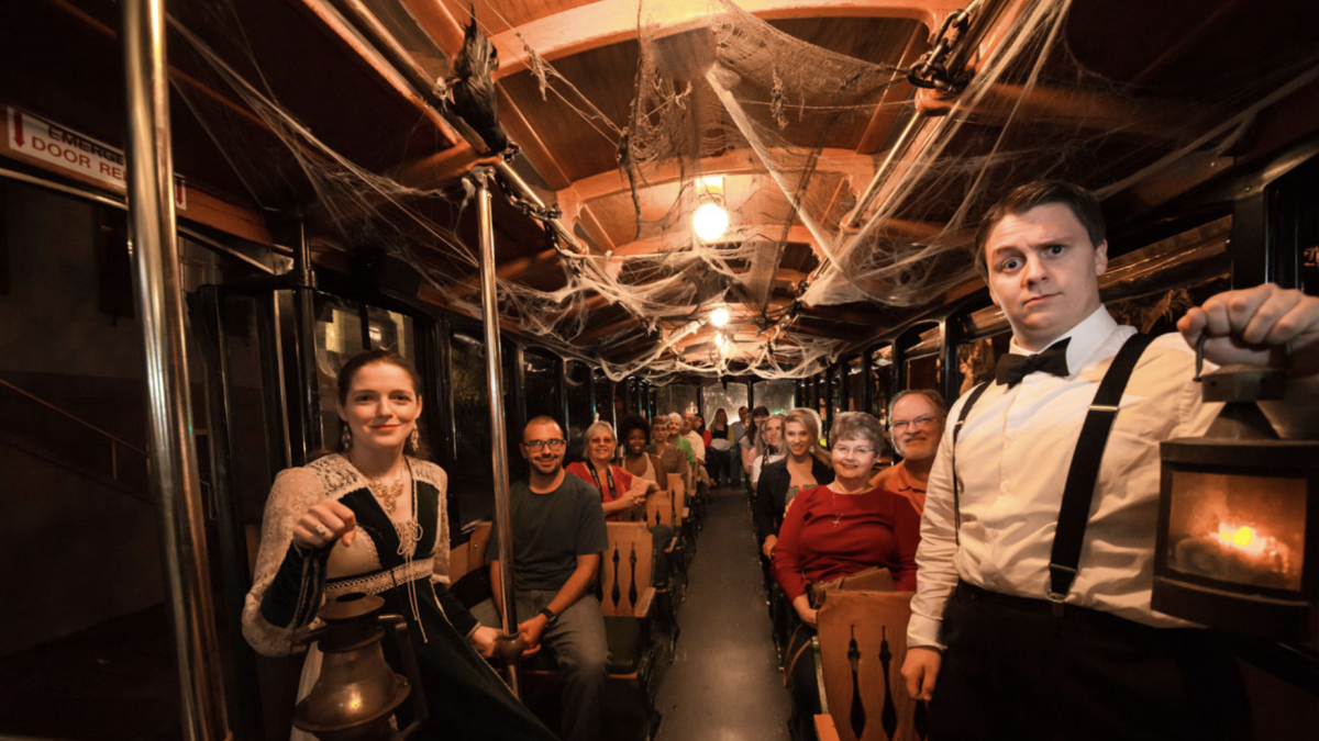 Ghosts And Gravestones Tour