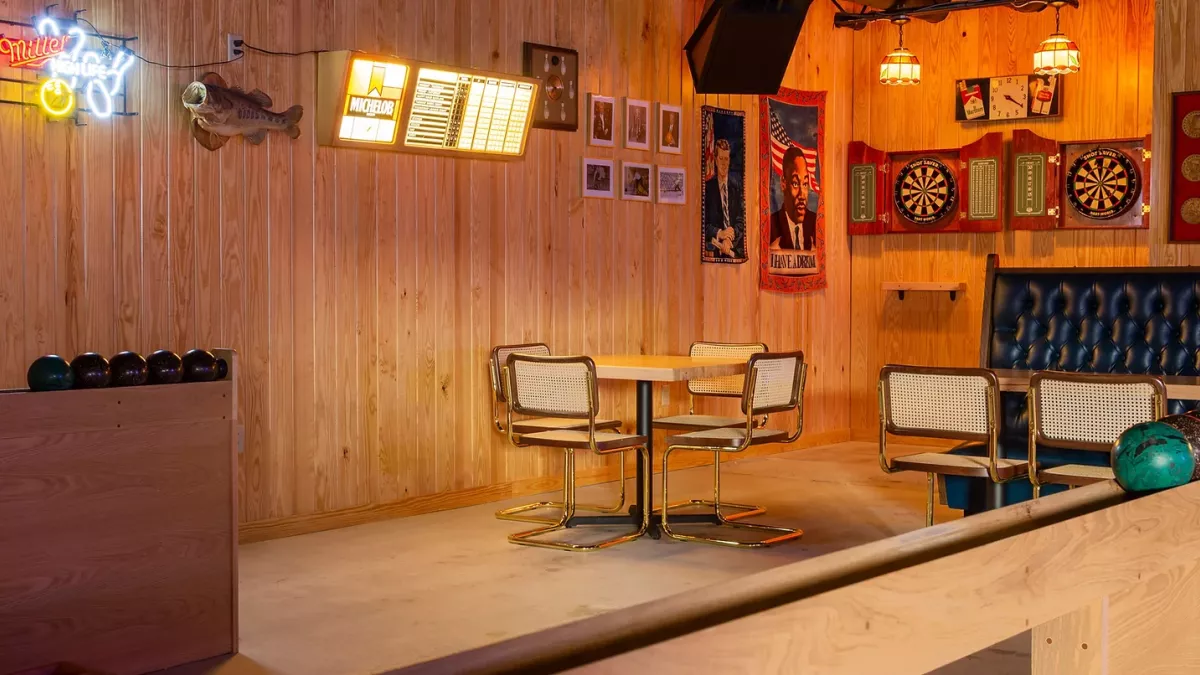Photo courtesy of Moodright's Bar