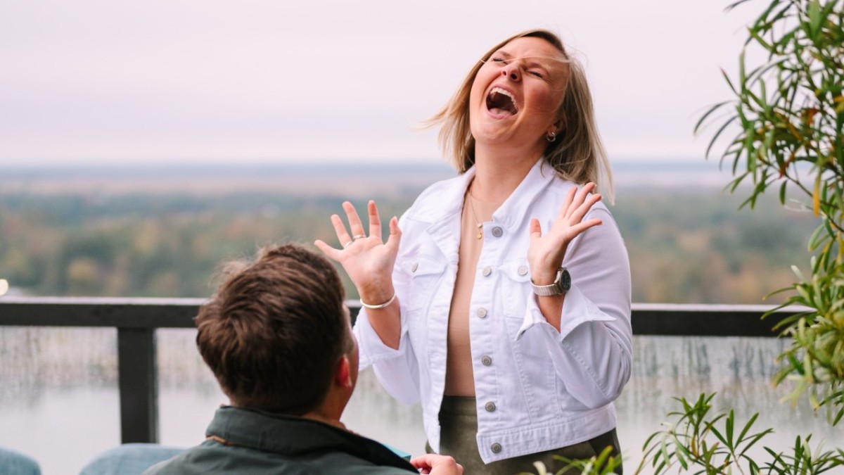 Ansley, engagement