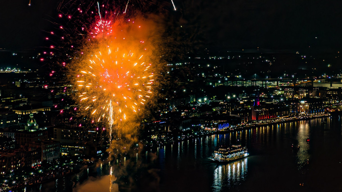 Savannahs Waterfront - Independence Day