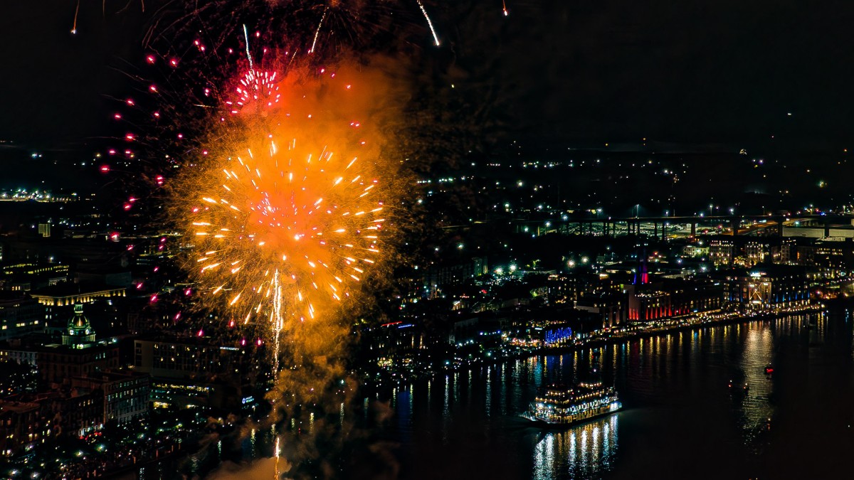 Savannahs Waterfront - Independence Day