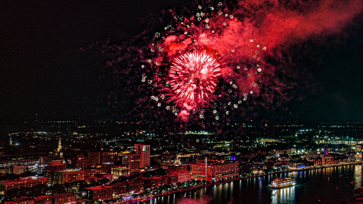 Savannahs Waterfront - Independence Day
