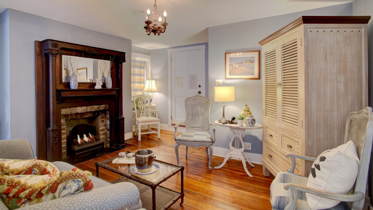 Photo courtesy of Forsyth Park Inn