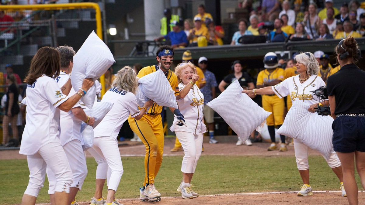 The Savannah Bananas’ Banana-Nanas team