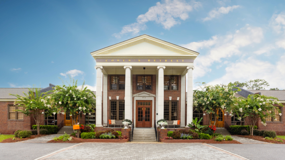 The front entrance of Cohen’s Retreat.