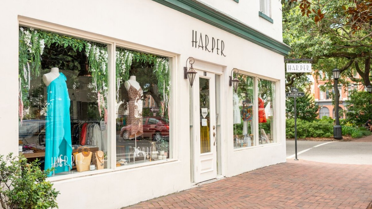 The exterior storefront of a downtown local boutique in Savannah, GA.
